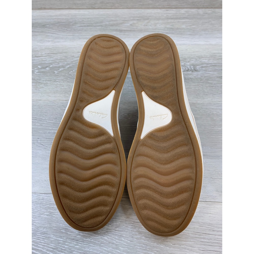 Clarks Cloudsteppers Women's 8.5 Tan Striped Slip On Sneakers Comfort Shoes - Picture 6 of 11